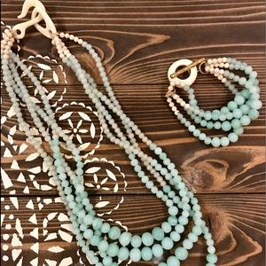 Banana Republic teal necklace & bracelet set